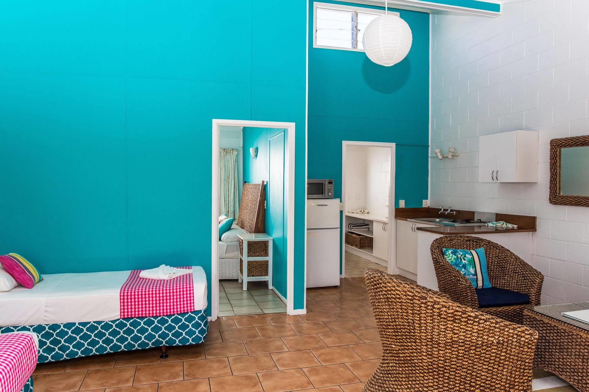 The Black Pearl Beachside Apartments Раротонга Екстериор снимка